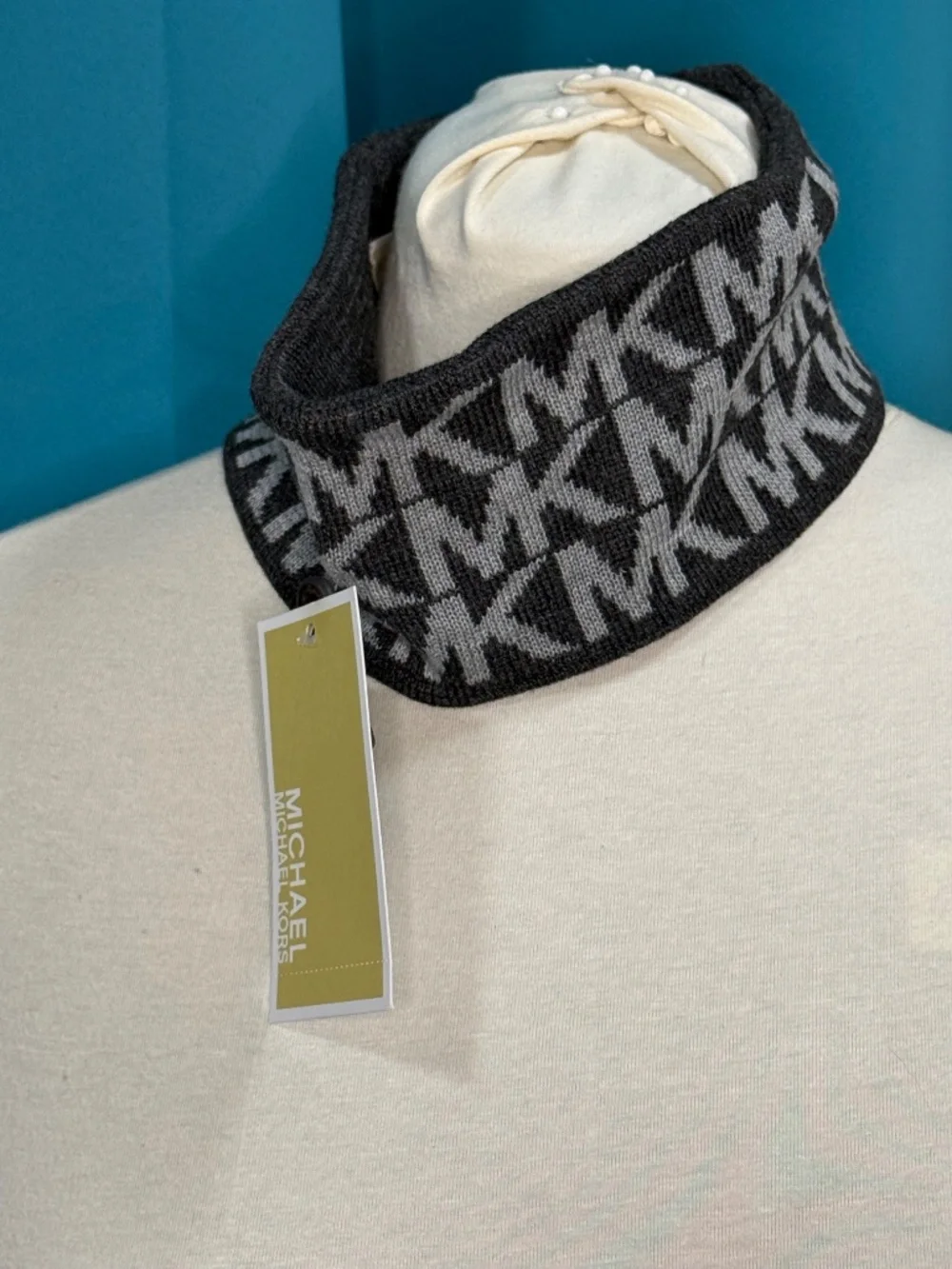 Michael Kors MK Logo Scarf & Headband Set | 2016 | O/S | Black & Gray